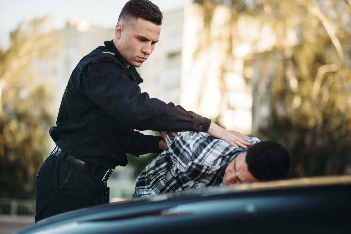 Infractions routières graves : Comprendre les conséquences juridiques et les stratégies de défense